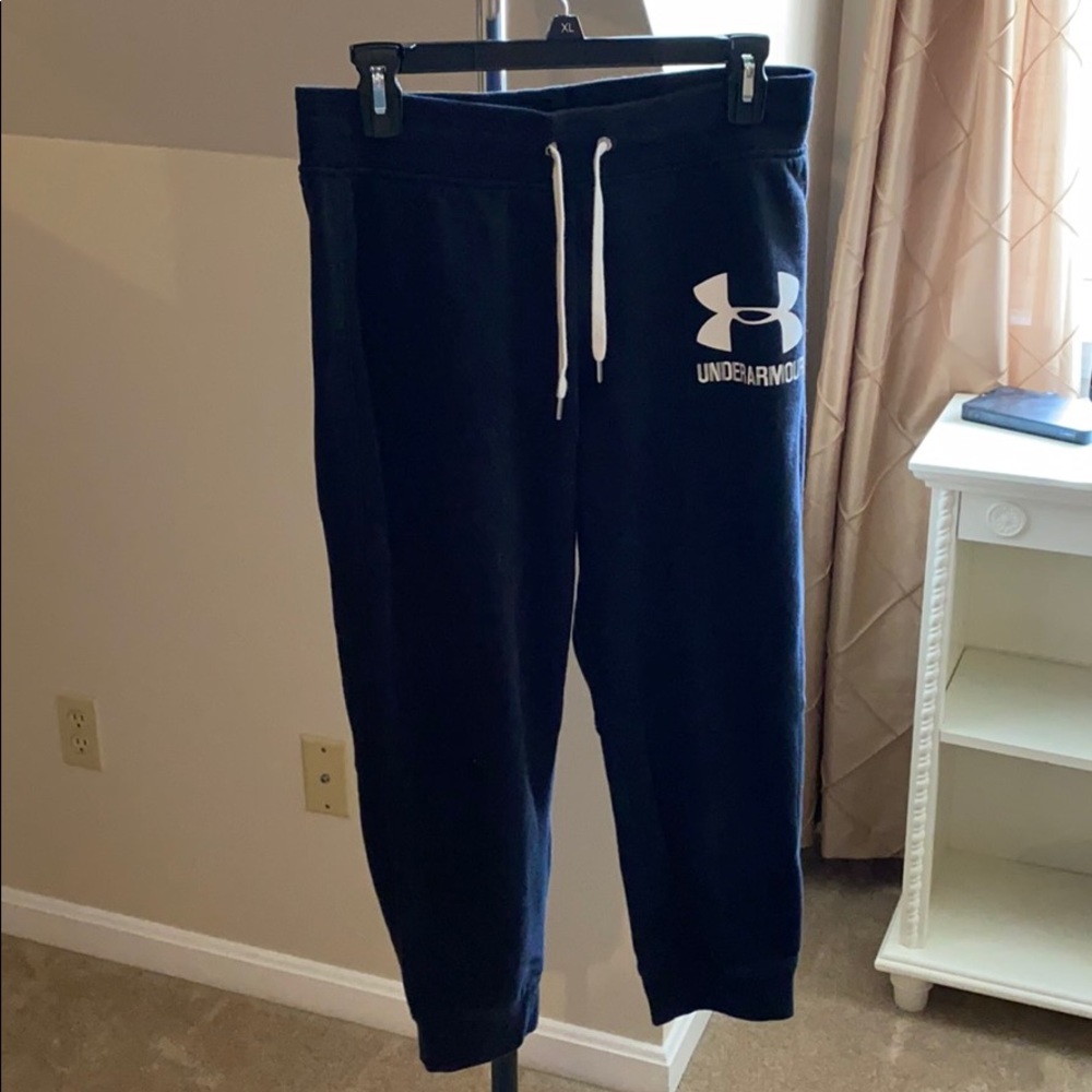ADULT S BLACK Cropped Under Armor Sweat Pants